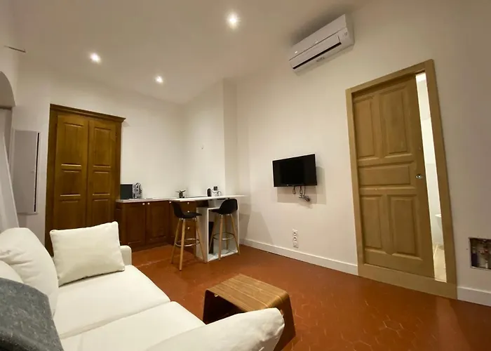 Belle D Et Cuisine Hyper Centre