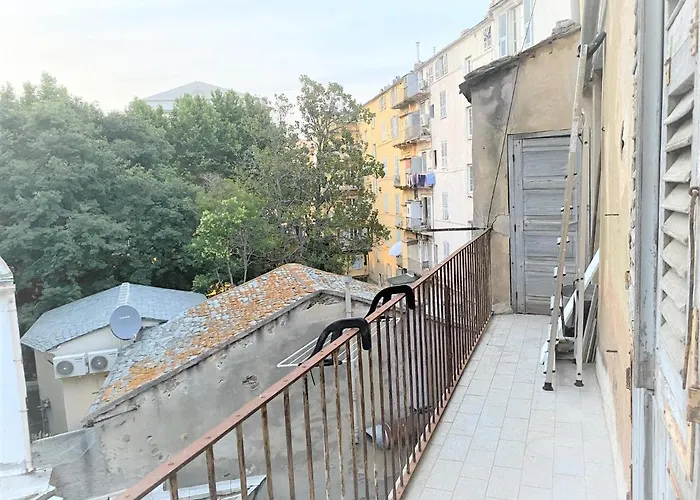 Belle D Et Cuisine Hyper Centre