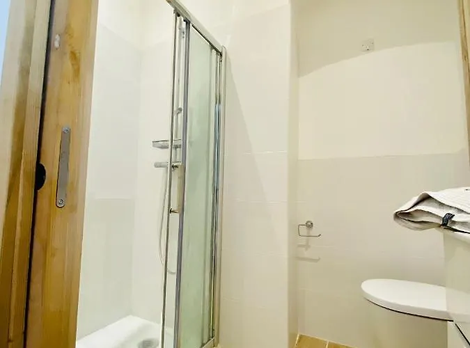 Belle D Et Cuisine Hyper Centre *